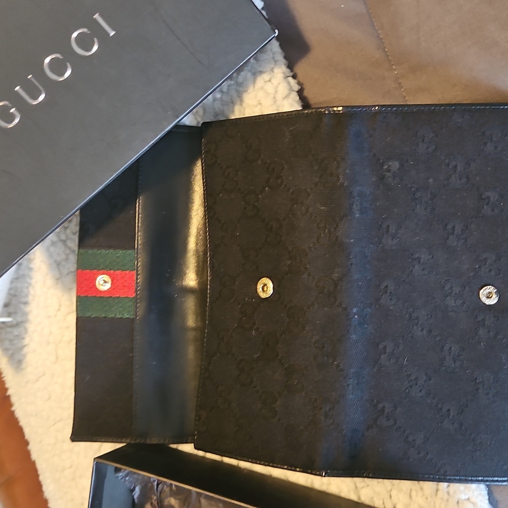 Gucci Black Clutch with Red and Green Accent - Picture 11 of 11